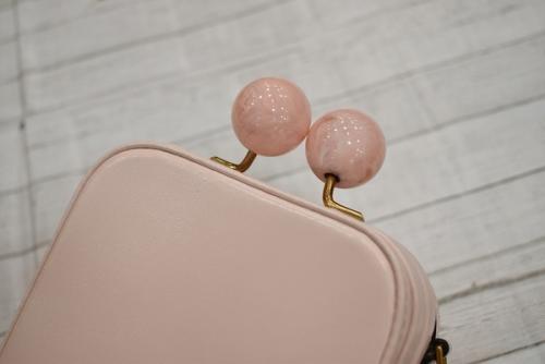 MARC JACOBSのマークジェイコブス