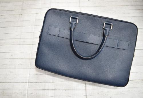 ルイ ヴィトン のバッグ