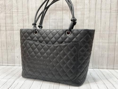 シャネルのカンボンラインココマークトートバッグ