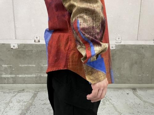 ヴィヴィアン ウェストウッド マンの総柄シャツ
