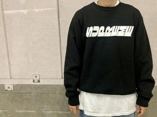 シュプリームのSupreme Breed Crewneck