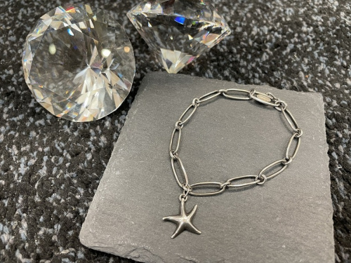 ラグジュアリーブランドのTiffany & Co