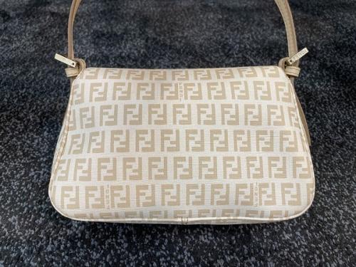 ズッキーノマンマバケットバッグの8BR180-FB5