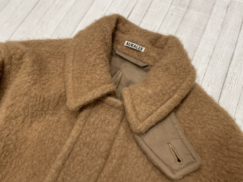 ドメスティックブランドのAURALEE