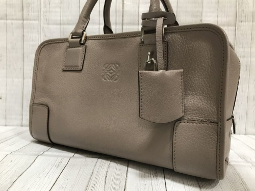 ラグジュアリーブランドのLOEWE