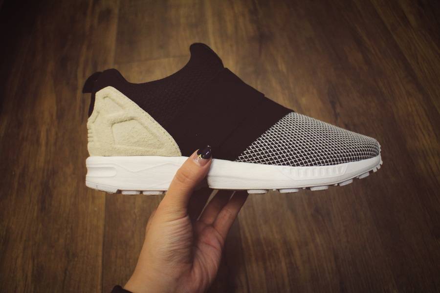 ポンプに次ぐハイテクスニーカーadidas ZX入荷！！[2015.11.10発行