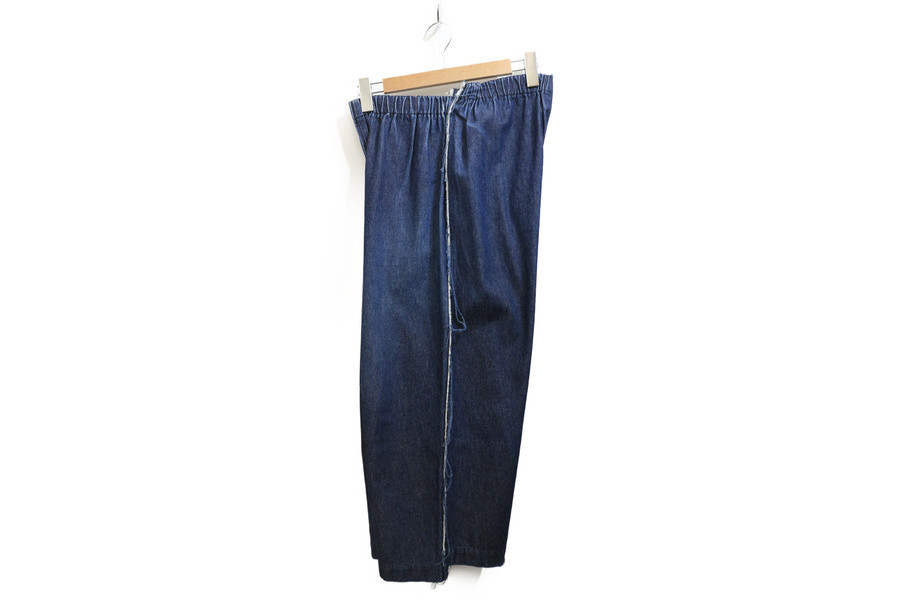 COMME des GARCONS/コム デ ギャルソン】から再構築デニムワイド