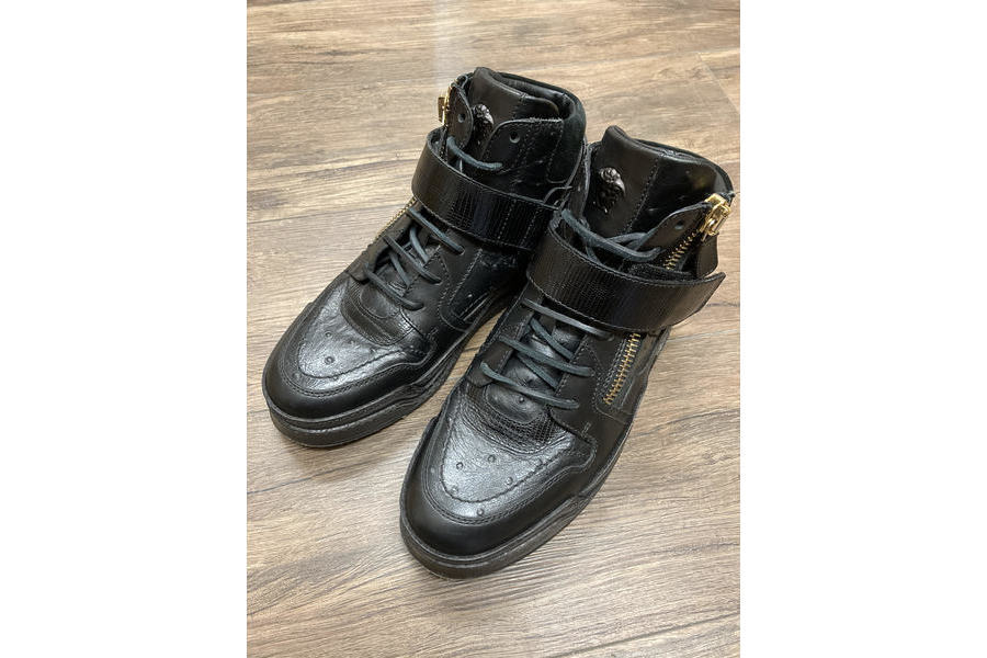 VERSACE/ヴェルサーチ】レザーハイカットスニーカーのご紹介。[2020.07 