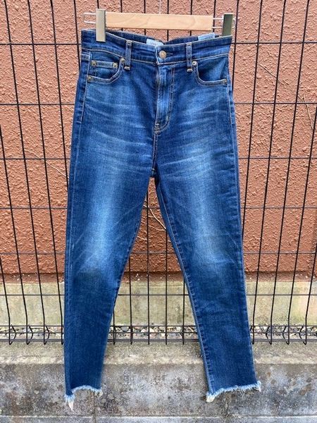 Ungrid アングリッド のテーパードデニムパンツをご紹介 08 09発行