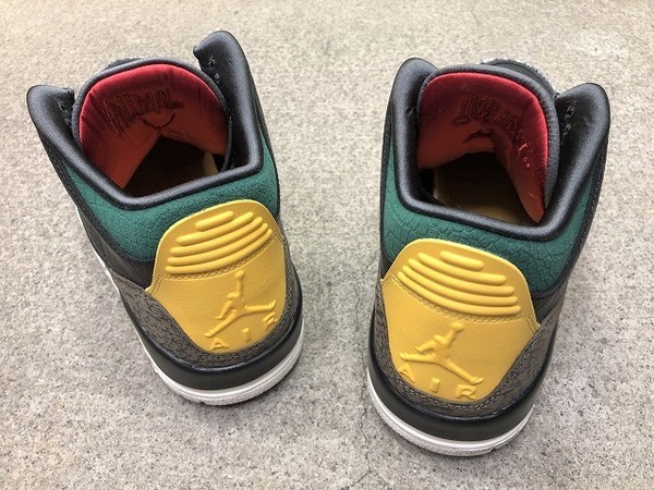 NIKE/ナイキ】からAIR JORDAN 3 RETRO NIKE/ナイキ】からAIR JORDAN 3 RETRO