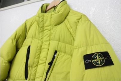 「ラグジュアリーブランドのSTONE ISLAND 」