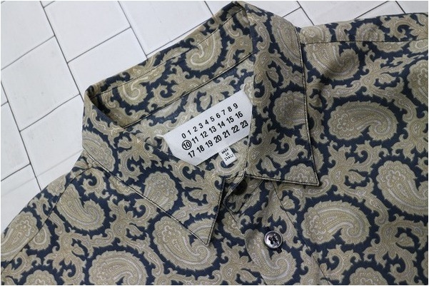 Maison Martin Margiela/メゾン マルタン マルジェラ】の総柄シャツを