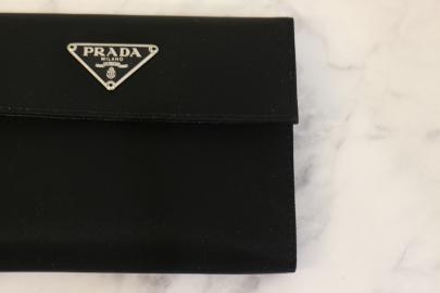 「インポートブランドのPRADA 」