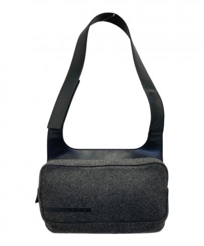 「インポートブランドのPRADA SPORTS 」