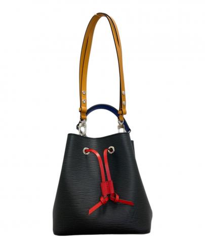 「ラグジュアリーブランドのLOUIS VUITTON 」