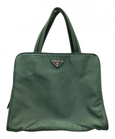 「ラグジュアリーブランドのPRADA 」