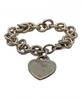 「ラグジュアリーブランドのTiffany & Co. 」