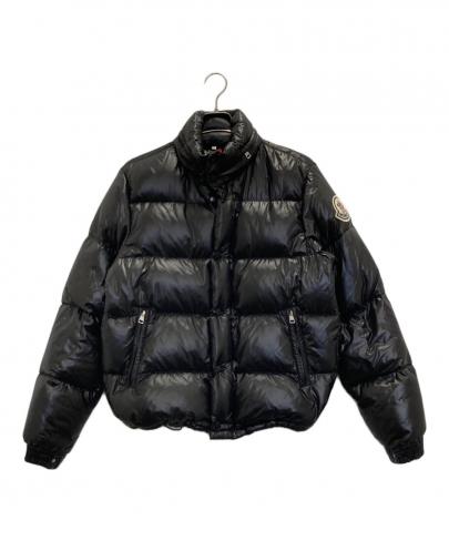 「ラグジュアリーブランドのMONCLER 」