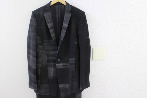 ユリウスのテーラードジャケット