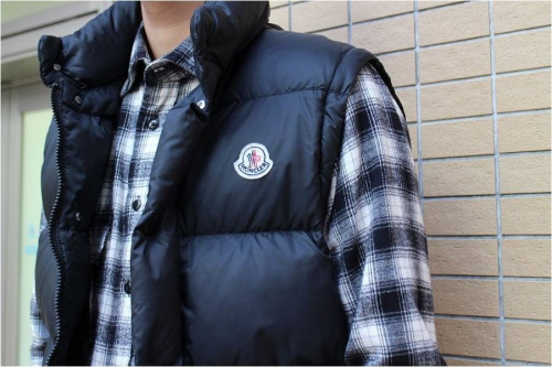 買取のモンクレール