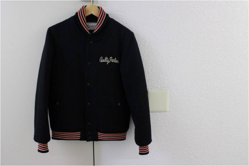 ワコマリアのスタジャン