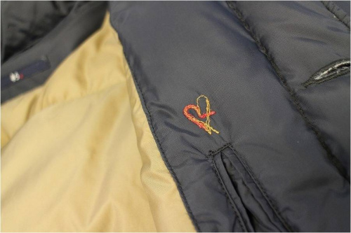 ダウンコートの市川