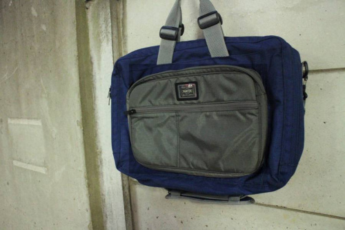 B印のブリーフケース