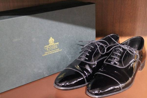 CROCKET &　JONESのドレスシューズ