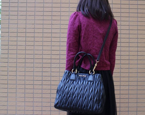 ミュウミュウのバッグ