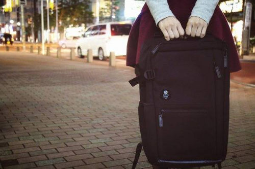 バックパックのバッグ