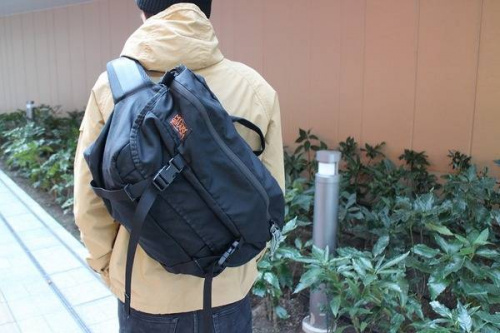 バックパックのショルダーバッグ