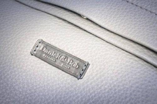 ダニエル&ボブのクラッチバッグ