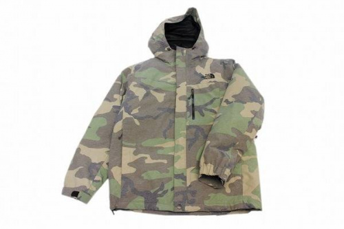 ダウンのアウトドア