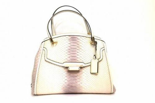 パイソンレザーの買取