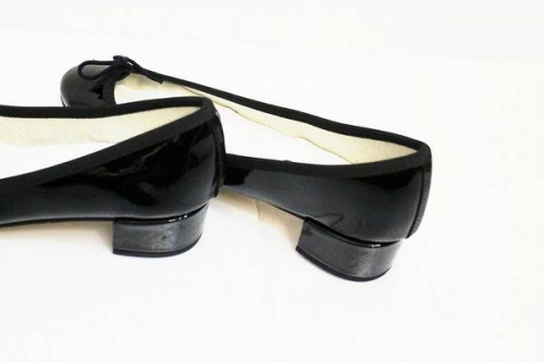 Repettoのバレエシューズ