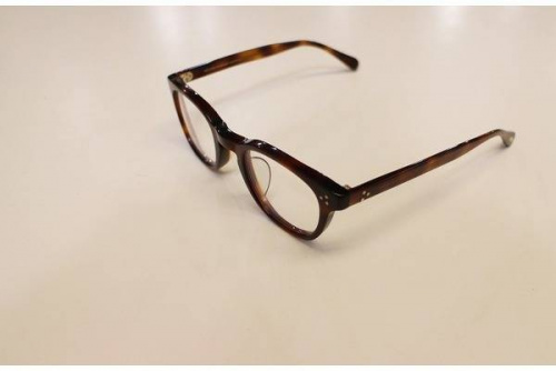 本八幡のアイウェア