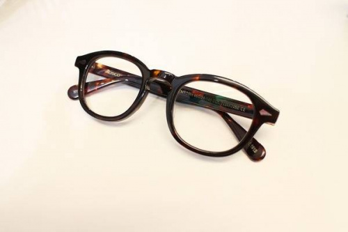 OLIVER PEOPLESのMOSCOT