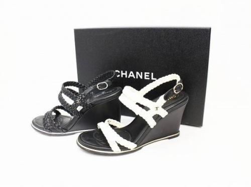 サンダルのブランド