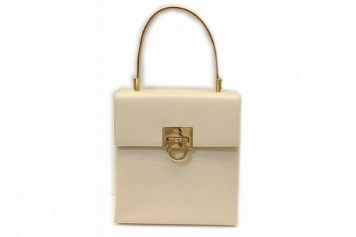 買取案内の古着