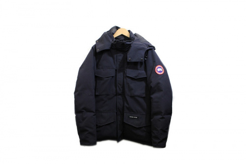 CANADA GOOSE(カナダグース)のダウン