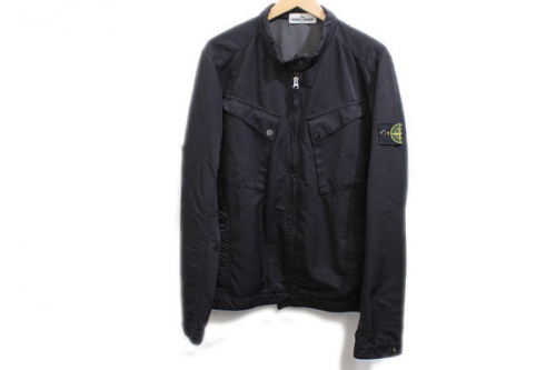 STONE ISLANDのストーンアイランド