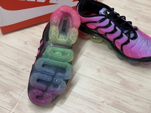 ナイキのVapor Max Plus