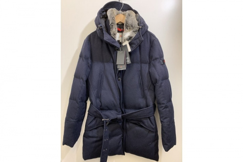 ダウンジャケットの冬物ブランド買取