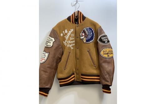 WHITESVILLEのホワイツビル