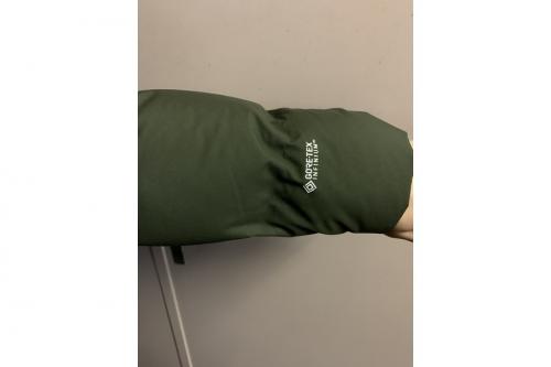 ビレイヤーパーカーのダウンジャケット