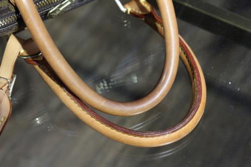 ハンドバッグの本八幡　買取