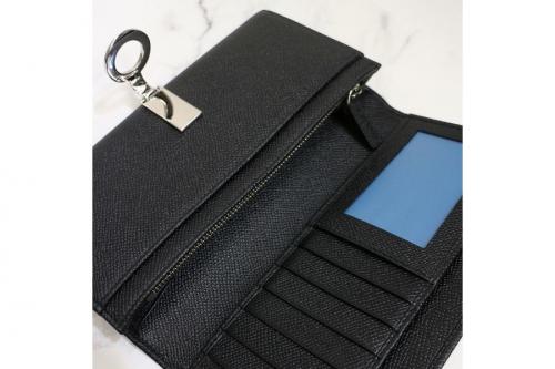 ロゴクリップ長財布