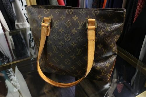 LOUIS VUITTON のルイ ヴィトン