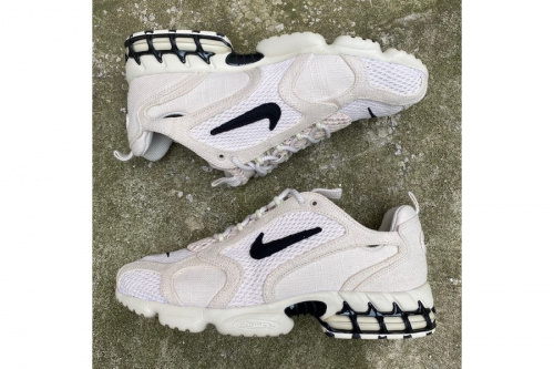 ストリートブランドのNIKE × STUSSY