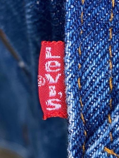 ヴィンテージアイテム】Levi´sのデニムジャケット71505をご紹介